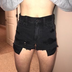 Abercrombie black festival shorts